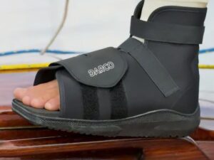 Darco? SlimLine? Cast Boot, Large - Image 4