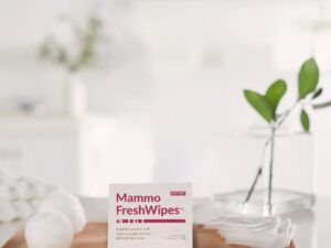 Mammo Freshwipes? Mammography Cleansing Towelette - Image 3
